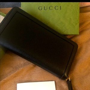 Gucci Diana